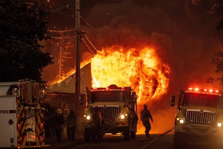 Image: US-CALIFORNIA-FIRE