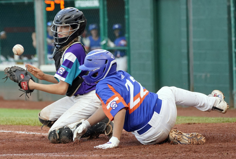 Female catcher is thriving in Little League World Series