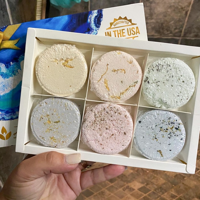 7 Aromatherapy Shower Melts (When There's No Time for a Bath)