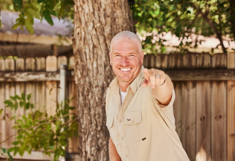 Chip Gaines revealed a bold new bald look for a fantastic cause.