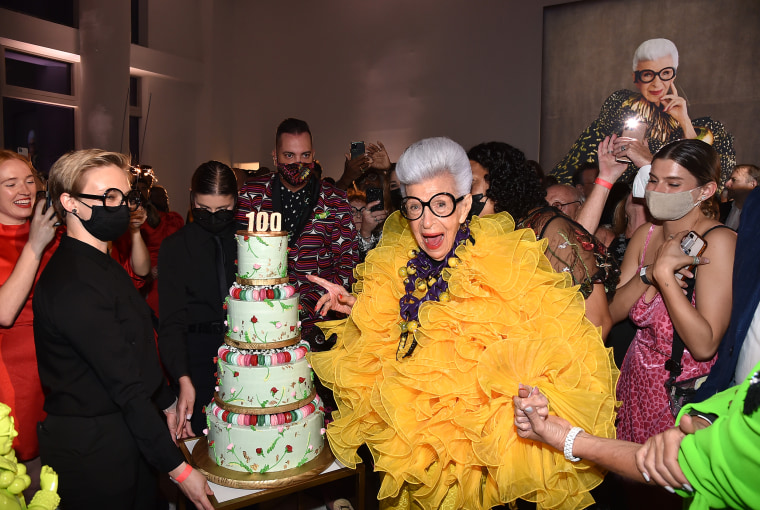 Iris Apfel with her birthday cake at her 100th Birthday Party at Central Park Tower on September 09, 2021.