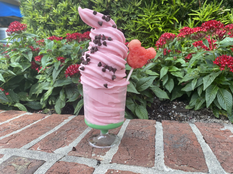 Oh, Mickey, you're so fine ... in watermelon form.