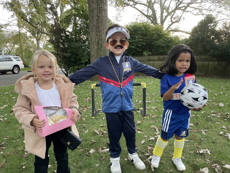 Children wearing Coach Lasso, Rebecca and Dani Rojas Halloween costumes