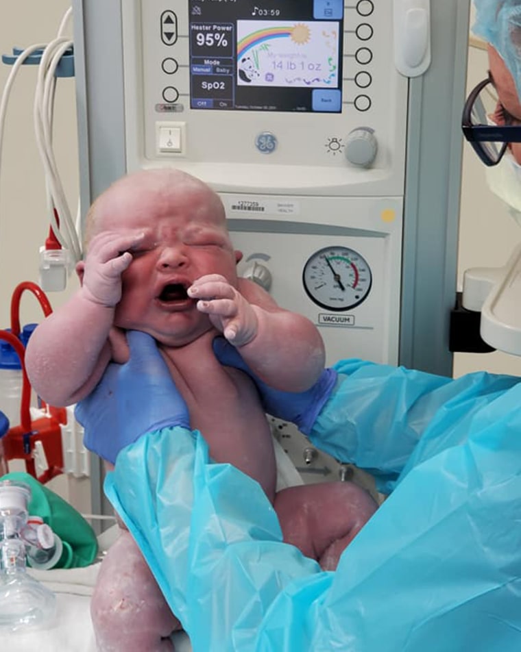 Arizona Woman Gives Birth To Baby Weighing Over 14 Pounds