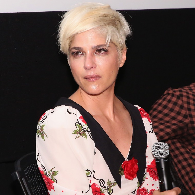 Selma Blair Opens Up About Losing Her Mom Molly Cooke In 2020