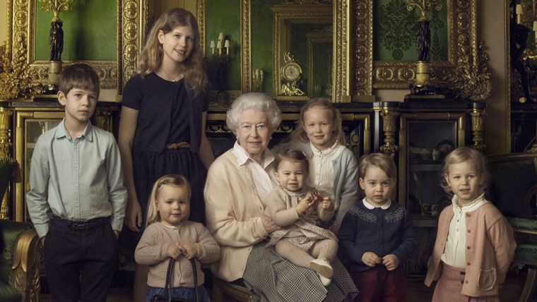 Elizabeth with her great-grandchildren and two youngest grandchildren. From left to right: James, Viscount Severn; Lady Louise; Mia Tindall; Princess Charlotte on the queen's lap; Savannah Phillips; Prince George; and Isla Phillips.