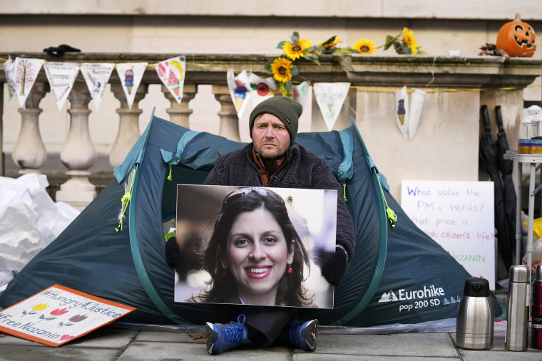 Image: Richard Ratcliffe, the husband of detained charity worker Nazanin Zaghari-Ratcliffe, during his hunger strike outside the Foreign, Commonwealth and Development Office in London on Nov. 9, 2021.