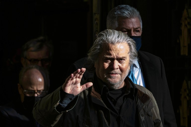 Image: Former Trump Administration White House advisor Steve Bannon departs U.S. District Court after an appearance on Nov. 15, 2021 in Washington, DC.