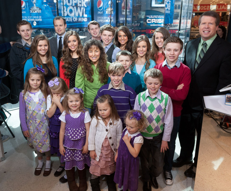 Jill Duggar Dillard Talks About Family In 'Shiny Happy People'