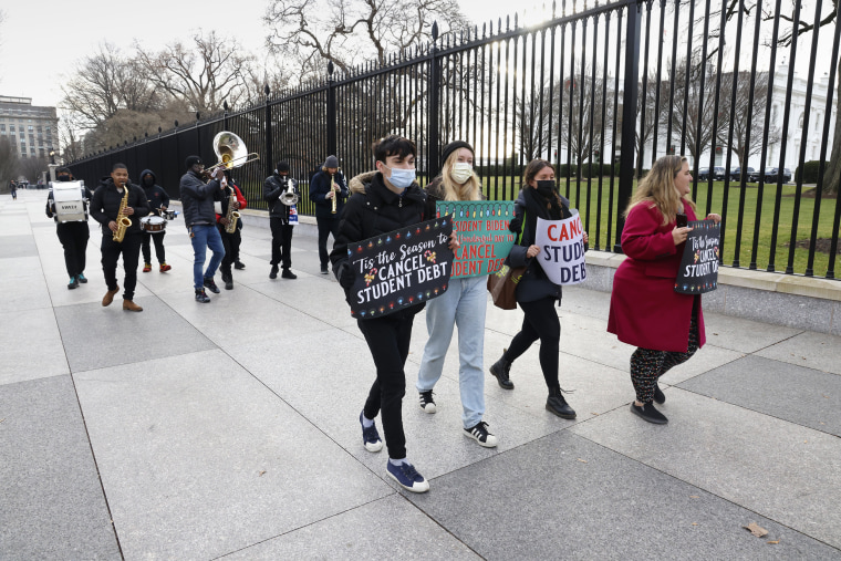 Image: Activists And Musicians Gather At The White House To Greet The Staff With Joyful Music And A Demand To Cancel Student Debt