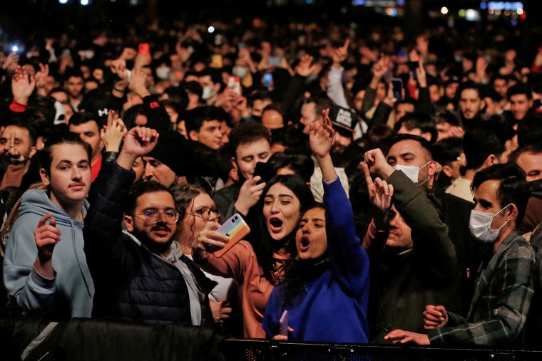 Image: New Year's Eve celebrations in Istanbul