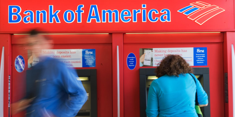 People use a Bank of America automatic t