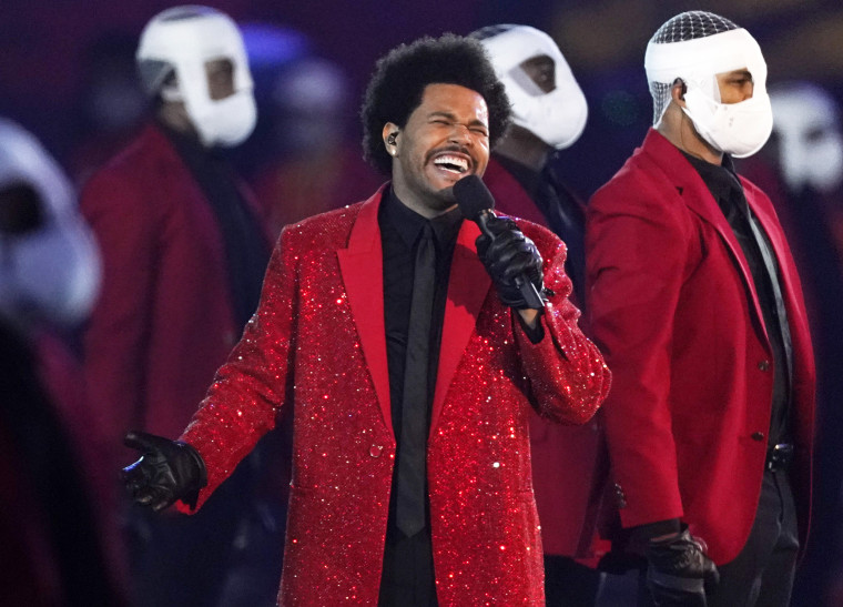The Super Bowl LV Halftime show took place on February 7, 2021, at Raymond James Stadium in Tampa, Florida. The show featured the Weeknd, who sang \"Call Out My Name,\" \"Can't Feel My Face\", \"Save Your Tears,\" and his biggest hit \"Blinding Lights.\"

The halftime show attracted 91.6 million viewers. The lowest-watched Super Bowl on TV in 15 years.

Oh, the game?  The Tampa Bay Buccaneers defeated the Kansas City Chiefs, 31-9.