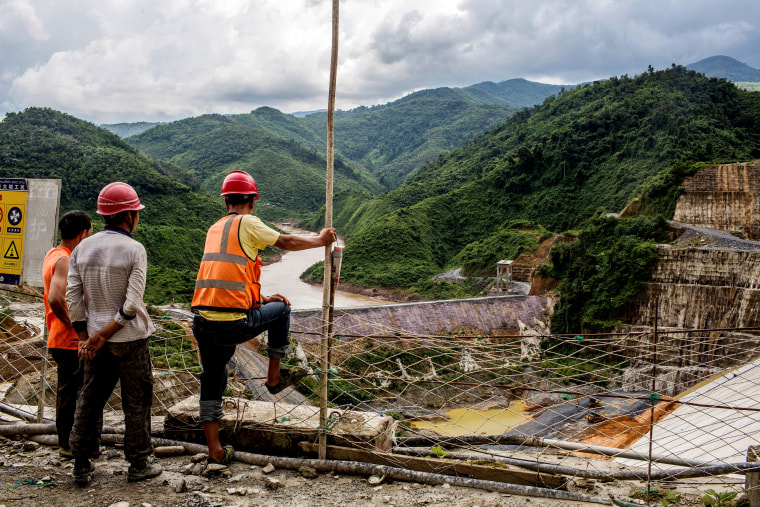 Construction of the Nam Tha 1 Dam