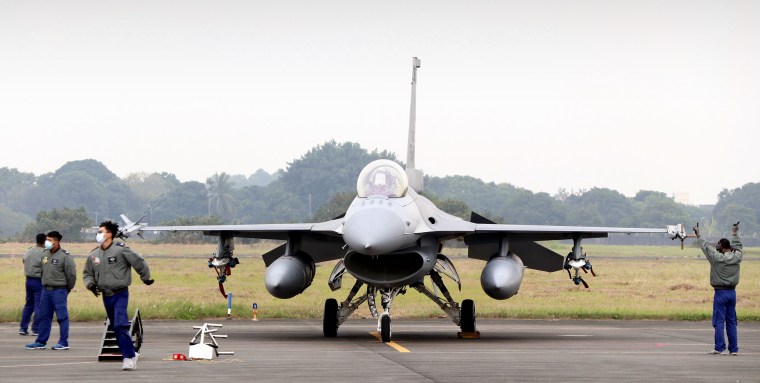A Taiwanese F-16 jet performs an emergency landing drill at Chiayi Airforce Base amid growing tensions with China on Jan. 5, 2022.
