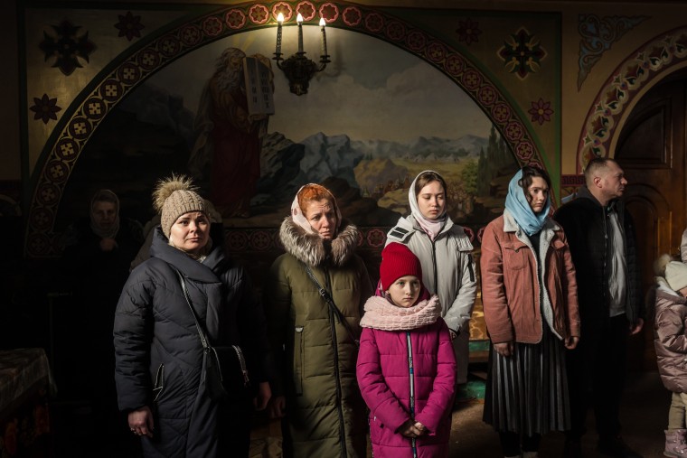 People Pray in the Times of War