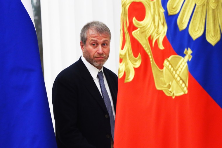 Russian billionaire and businessman Roman Abramovich attends meetin at the Kremlin in Moscow on Dec. 19, 2016.