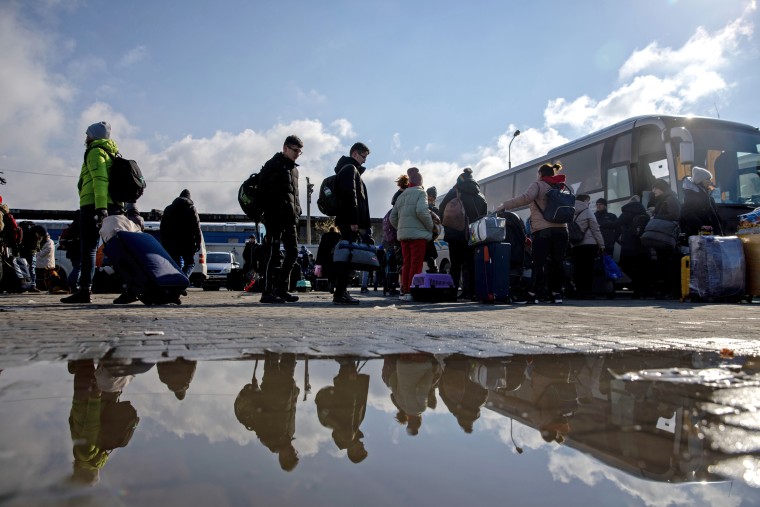 Image: Displaced Ukrainians At Lviv-Holovnyi Station