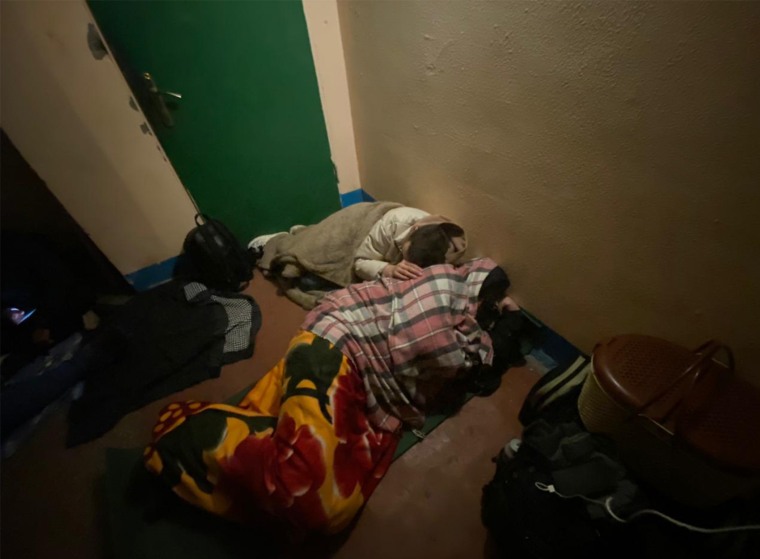Image: "That's how we slept in Kyiv," says Oleksandr Nikulinis.