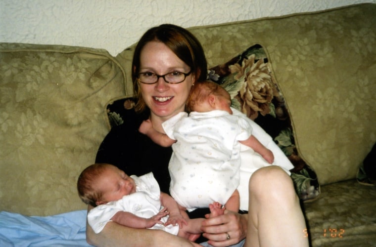Folsom with her twin baby boys in 2002.