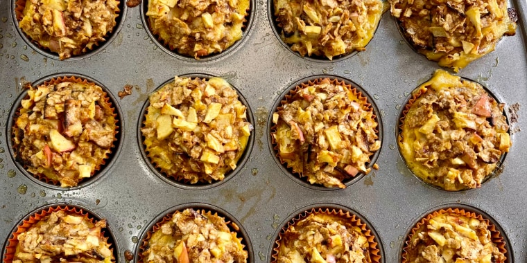 Joy Bauer's Apple-Cinnamon Matzo Brei Muffins