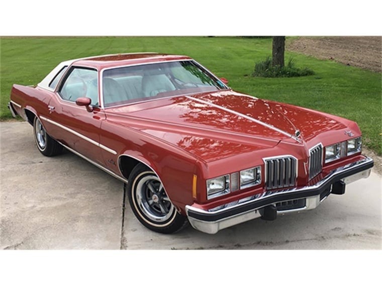 1977 Pontiac Grand Prix.