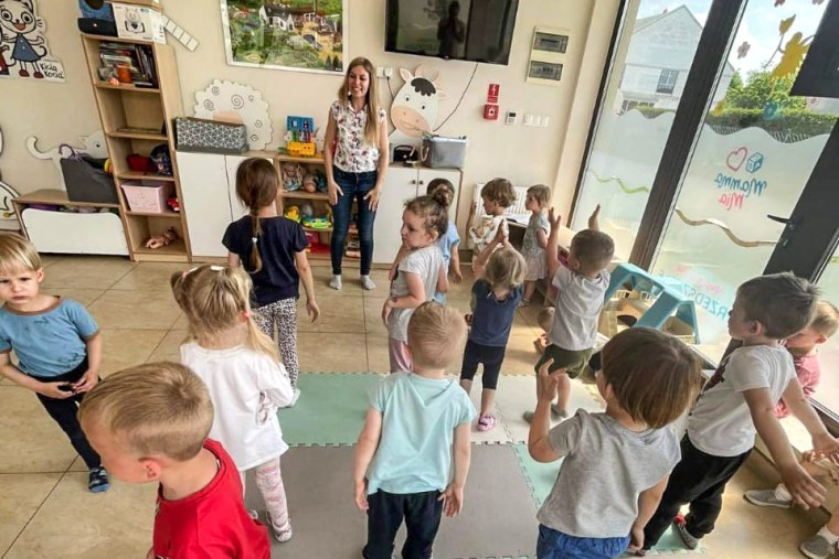 Ukrainian refugee Natalya Oboroznaya teaches music at a kindergarten and started a tutoring business after she fled to Poland.