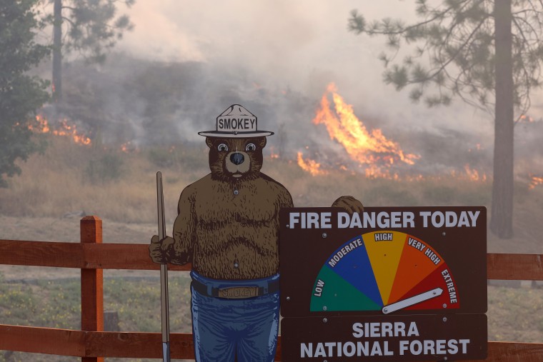 Oak Fire Sparks Evacuations in Mariposa County