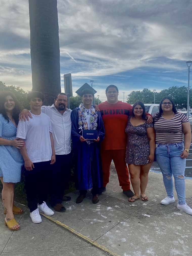 Jolissa(far right) and her family.