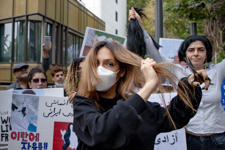 Image: Demonstrators Protest Against Death Of Mahsa Amini In South Korea