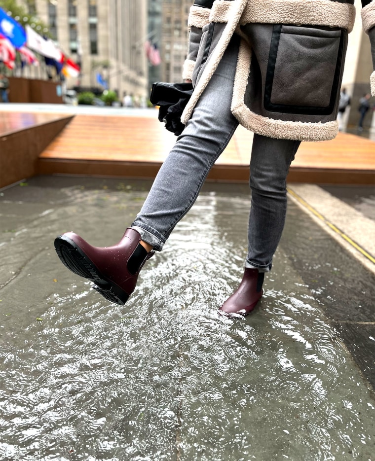 Chelsea rain shop boots outfit