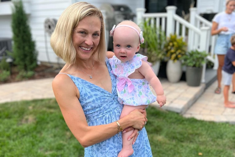 Vitaminis founder, Leslie Danford, learned that her 1-year-old daughter was born with Ushers syndrome, a leading cause of deaf-blindness.