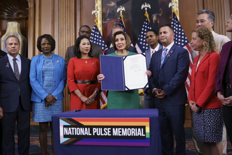 Nancy Pelosi,David Cicilline,Val Demings,Stephanie Murphy,Darren Soto,Debbie Wasserman Schultz