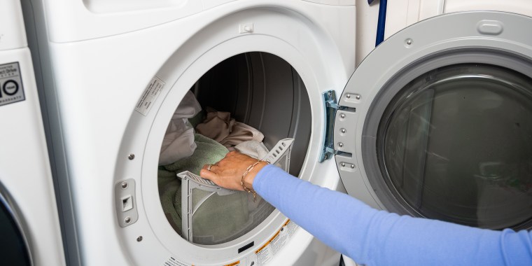 How to Clean Clothes After a Fire [The Definitive Guide]