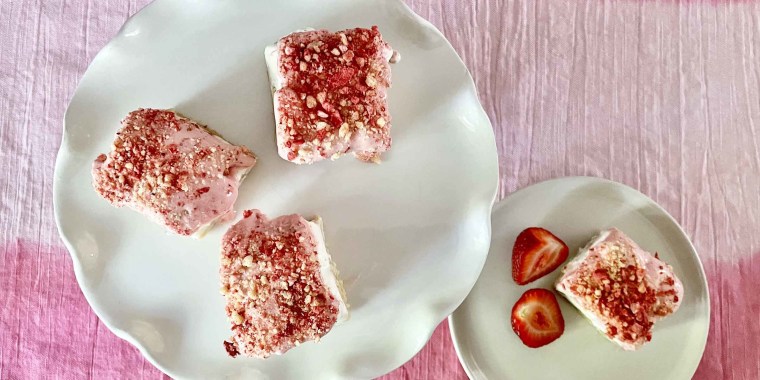 strawberry shortcake bars