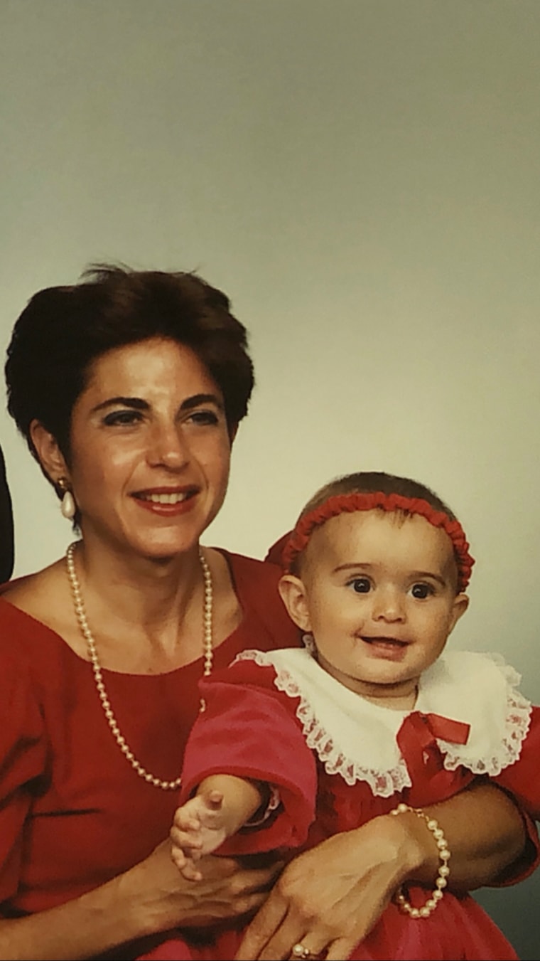 Alexi Pappas and her mom, who died by suicide when Alexi was 4 years old.