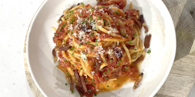 bacon called guanciale ingredient for pasta alla amatriciana and