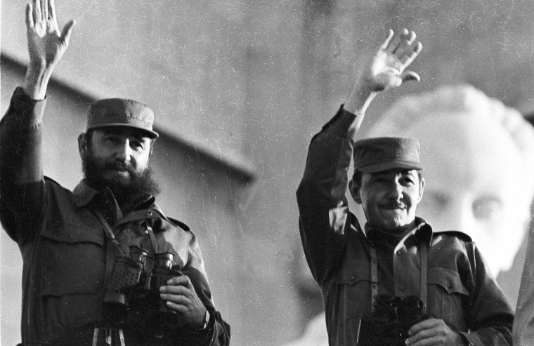 Image: Fidel Castro and Raul Castro