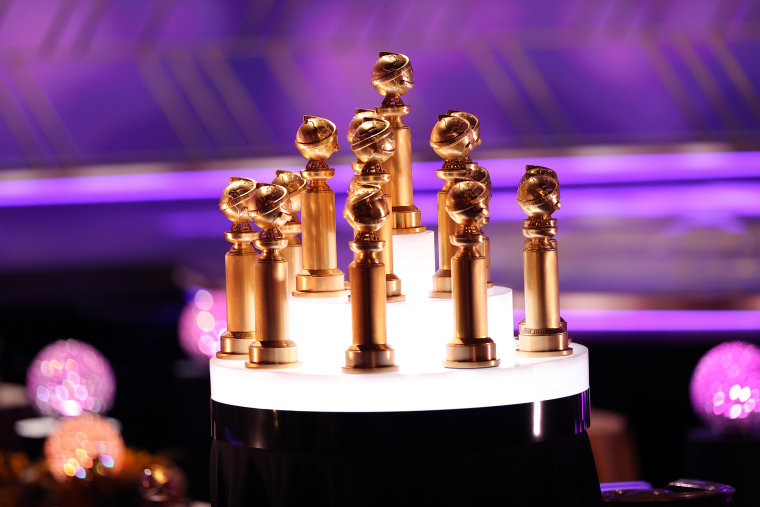 Image: Golden Globe statues