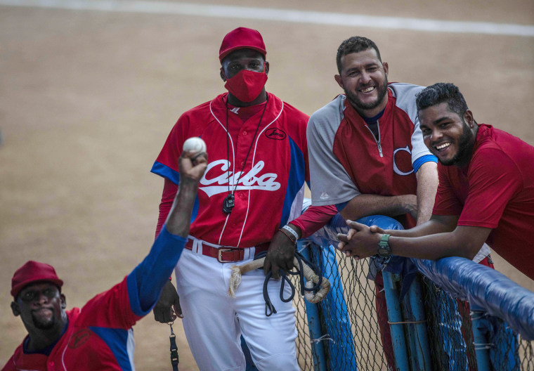 Radio Havana Cuba  Cuban baseball team catcher announces his