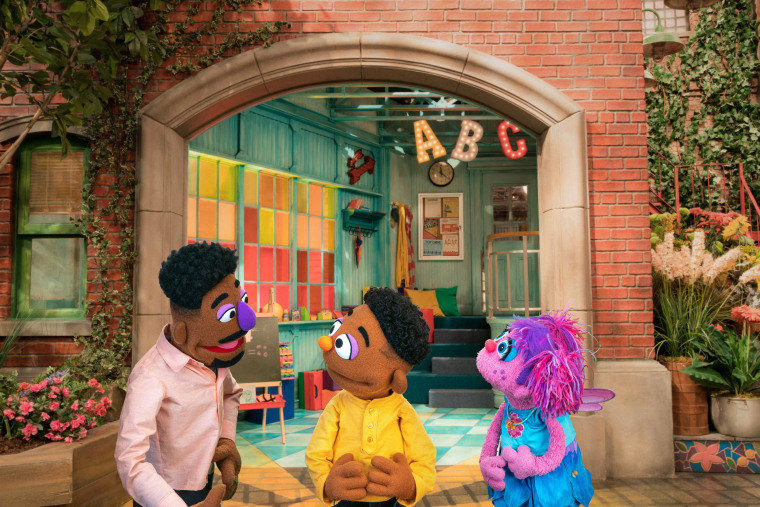 New videos with Sesame Street Muppet friends include Breathe, Feel, Share, in which Wes, Abby, and Elijah discuss an incident that happened at school and a strategy to cope with hurtful situations.