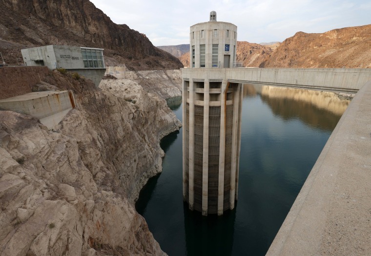 Image: Lake Mead Falls To Lowest Level Since Hoover Dam's Construction