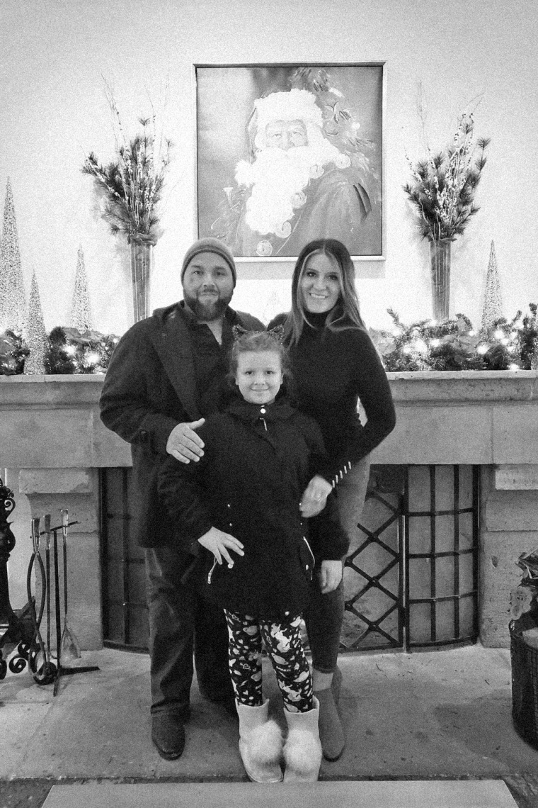 Teddy Bernal’s last Christmas with his wife Diana Prieto-Bernal and his daughter Valentina Bernal was in 2019.