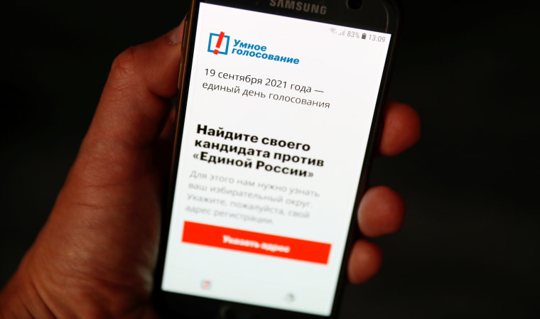 Image: The Russian opposition politician Alexei Navalny's Smart Voting app