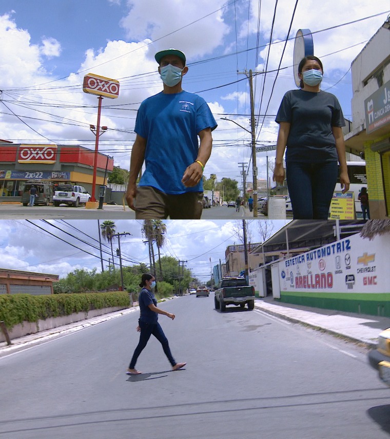 Berta Hernández camina junto a un compañero en las calles fronterizas haciendo recados para migrantes centroamericanos. Nunca sale sola.
