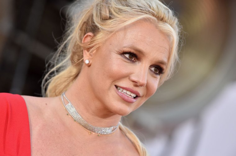 Una jueza retira al padre de Britney Spears como su tutor legal