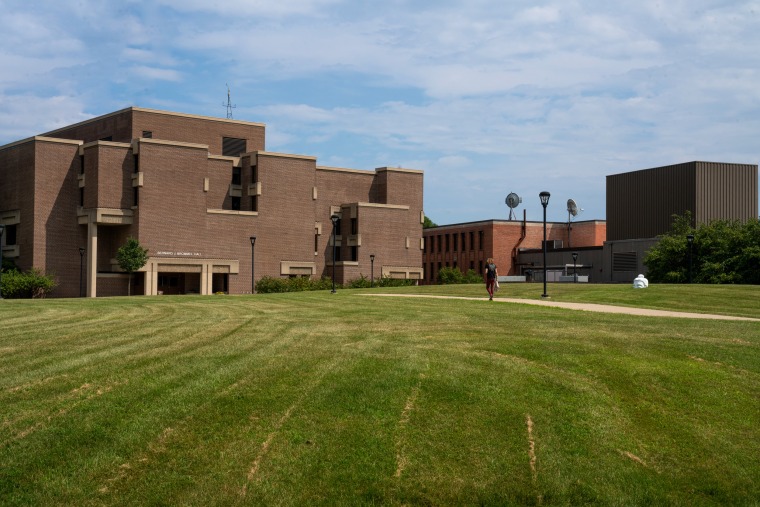 IMage: Northeastern Illinois University