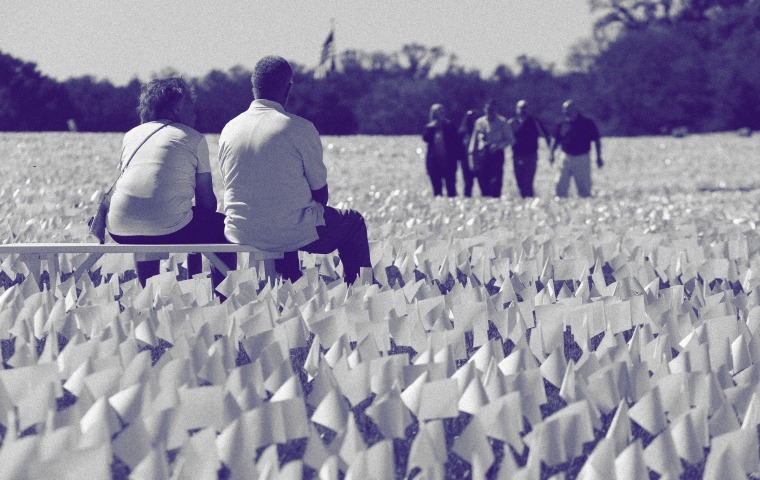 Image: A public art installation, "In America: Remember," commemorating Americans who died from Covid-19 in Washington on Sept. 24, 2021.