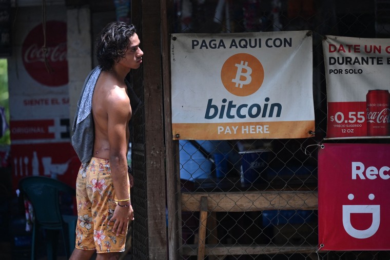 Image: El Salvador, Bitcoin currency