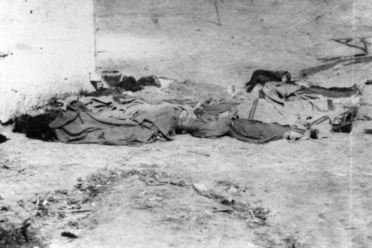 Image: Chinese massacre of 1871 in Los Angeles.